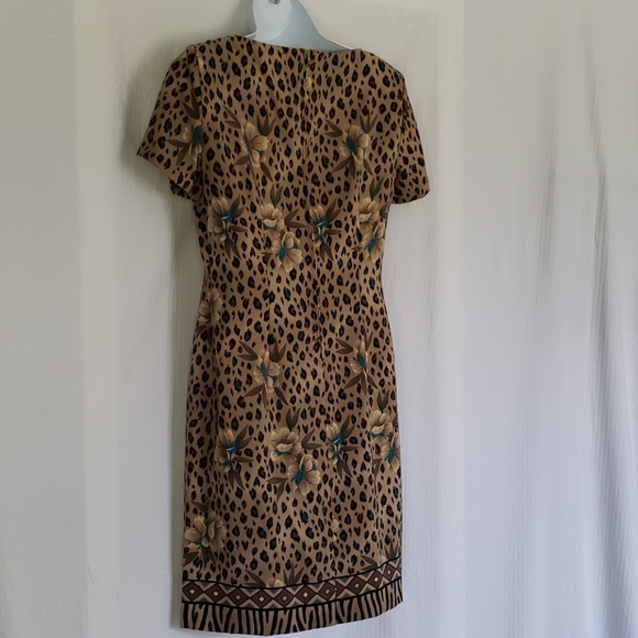 Dress - Picture 8 of 12